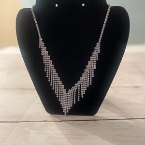 Elegant rhinestones Silver Necklace